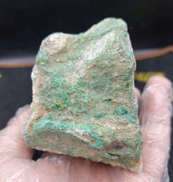 642g Natural Turquoise (Feroza) Specimen – Raw Gemstone, Untreated Collector’s Piece