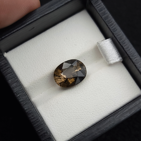 Natural Gray Brown Tourmaline – 4.58 Carat Oval Cut – Untreated Gem from Mozambique