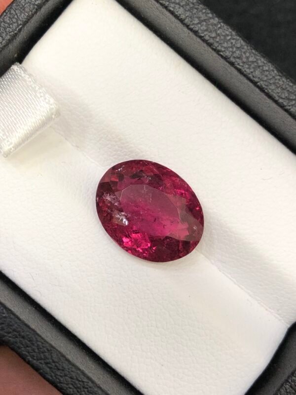 Natural Rubellite Tourmaline – 6.64 Carat – Mozambique Origin – Red-Pink Oval Cut Gemstone