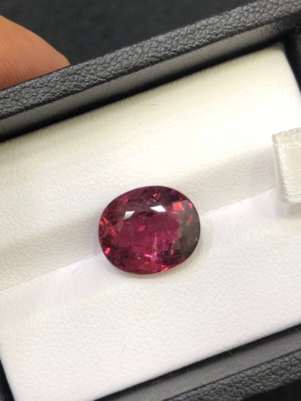 Natural Rubellite Tourmaline – 6 Carat – Mozambique Origin – Red-Pink Oval Cut Gemstone