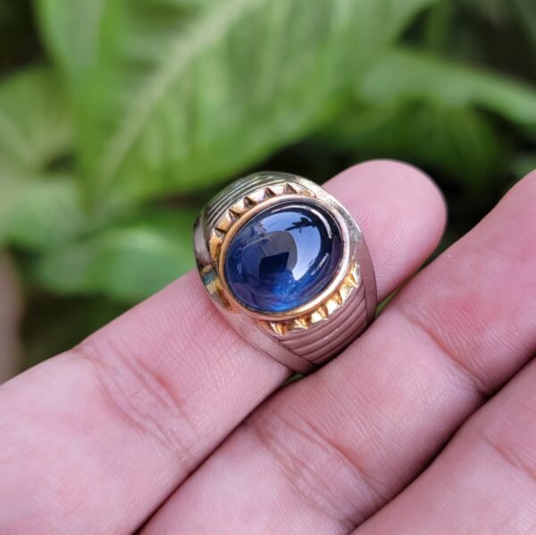 Natural Blue Sapphire Ring – 11.70 Carat – Oval Cabochon Cut – GGI Certified – Madagascar Origin – 18.43g Ring Weight
