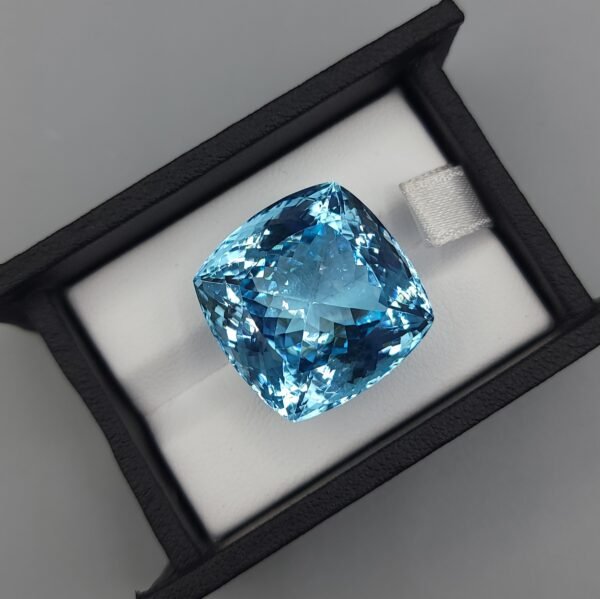 Genuine Sky Blue Topaz (67.70 Ct) from Brazil - High-Quality Gemstone