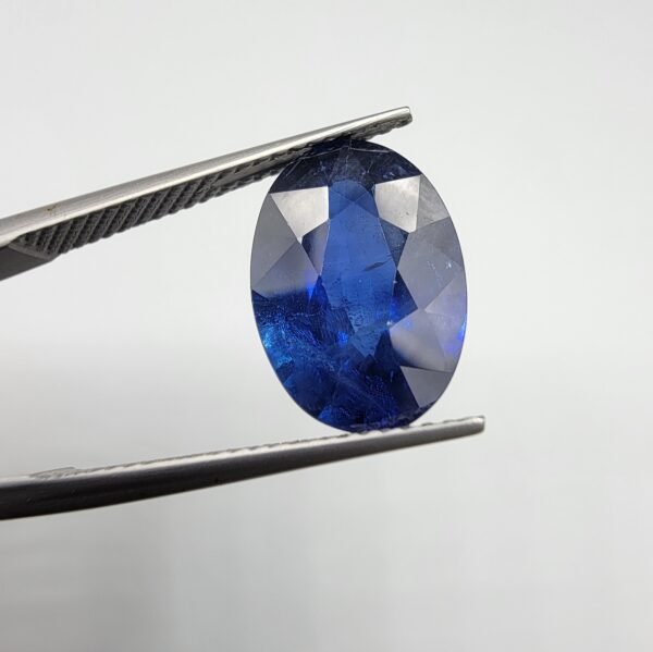 Natural Royal Blue Sapphire - Oval Shape - Weight 5.24 Carat - Srilanka (Ceylon) Origin