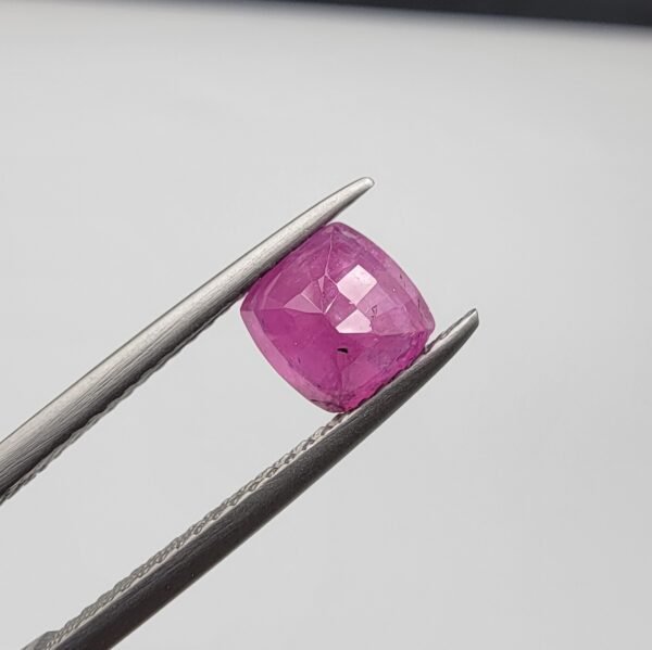 Natural Ruby - Weight 1.43 Carat - Origin Kabul (Afghanistan)