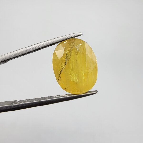 Natural Yellow Sapphire – 7.15 Carat | African Origin Gemstone