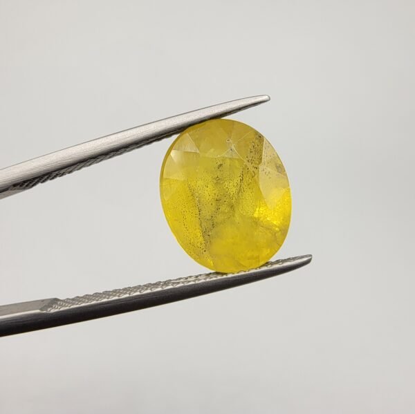 Natural Yellow Sapphire – 5.66 Carat | African Origin Gemstone