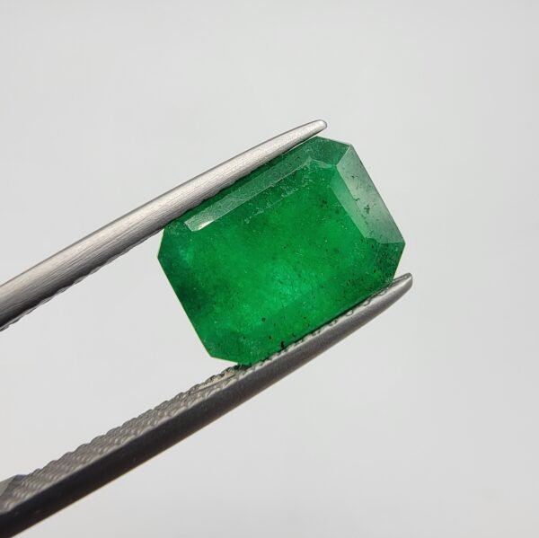 Natural Swat Valley Emerald – 3.12 Carat, Vivid Green, Pakistan Origin