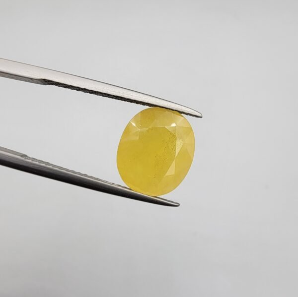 Natural Yellow Sapphire (Pukhraj) – 5.34 Carat | African Origin Gemstone