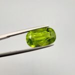 Natural Peridot – 8.03 Carat – Origin Kohistan Valley (Pakistan) – Oval Cut Gemstone with Beautiful Natural Inclusions