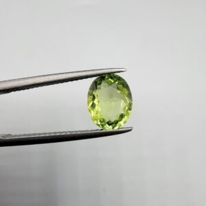 Natural Peridot (Zabarjad) – 2.03 Carat – Origin Kohistan Valley (Pakistan) – Oval Cut Gemstone with Beautiful Natural Inclusions
