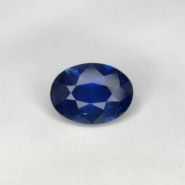 3.48 Carat Natural Cornflower Blue Sapphire Neelam from Sri Lanka Ceylon origin, untreated eye-clean