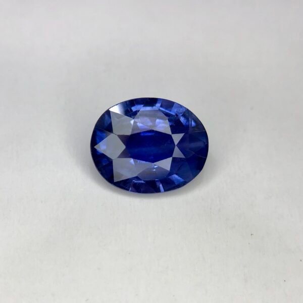 Natural Cornflower Blue Sapphire – Oval Shape – Weight 3.50 Carat – Srilanka (Ceylon) Origin