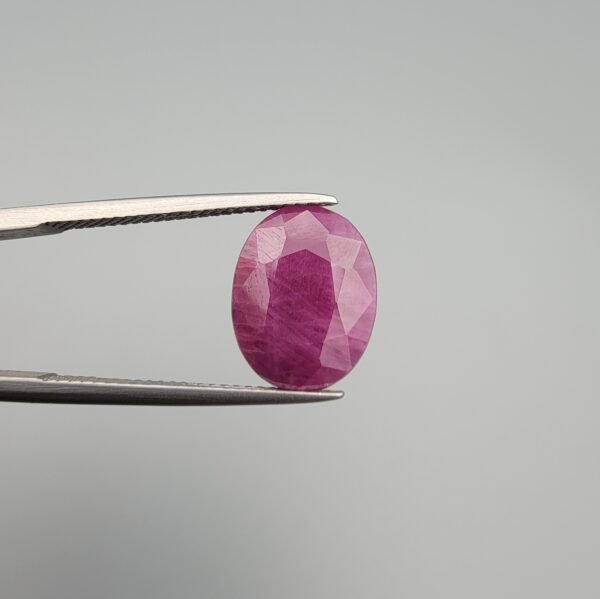 Natural Ruby (Yaqoot) – Weight 6.79 Carat – Mozambique Origin – GGI Laboratory Certified & Unheated