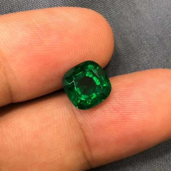 Natural Zambian Emerald 3.32 carat cushion mixed cut no oil GGI certified green gemstone
