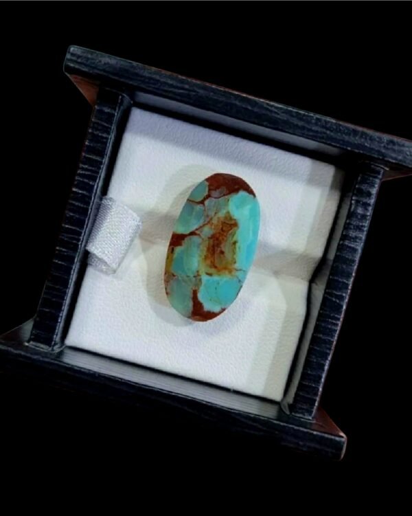 Natural Egyptian Turquoise (Feroza) – 7.70 Carat – Bold Red-Brown Matrix | Large Oval Cabochon | Sinai Peninsula Origin | Brilliant Gemstone