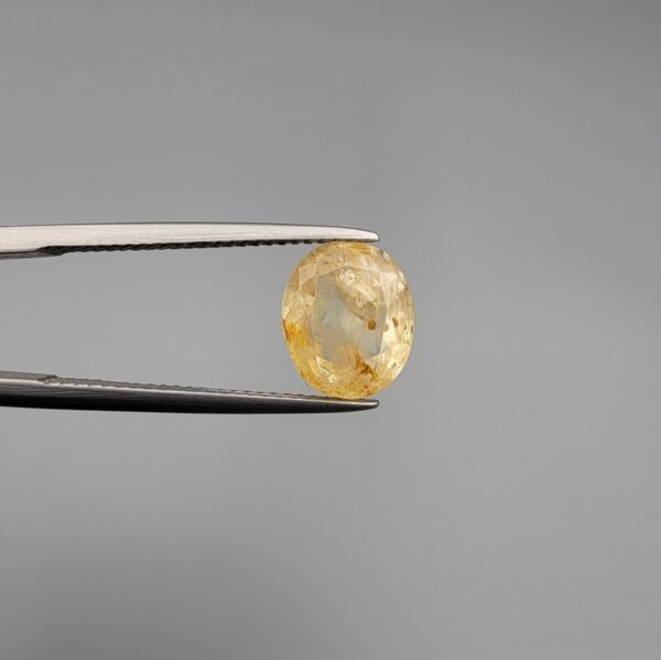 Natural Ceylon Yellow Sapphire – 4.42 Carat – Untreated Unheated Pukhraj | Rare Sri Lankan Origin | Brilliant Gemstone