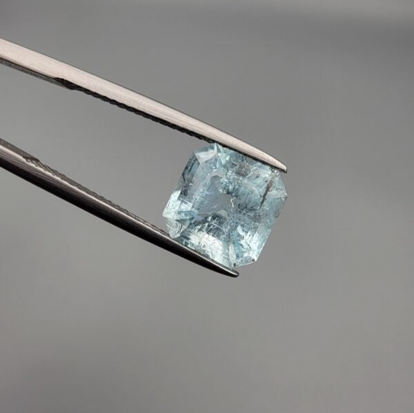Natural Shigar Valley Aquamarine – 3.55 Carat – Rare Pakistan Origin | Premium Blue Beruj | Brilliant Gemstone