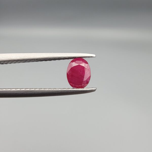 Natural Afghanistan Ruby (Yaqoot) – 0.50 Carat – Authentic Kabul City Origin | Oval Faceted Cut | Earth-Mined Red Gemstone | Genuine Untreated Ruby