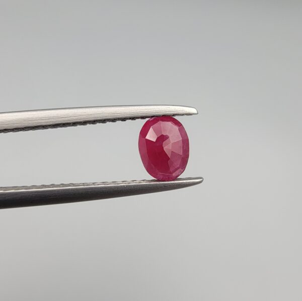 Natural Afghanistan Ruby (Yaqoot) – 0.50 Carat – Authentic Kabul City Origin | Oval Faceted Cut | Earth-Mined Red Gemstone | Genuine Untreated Ruby